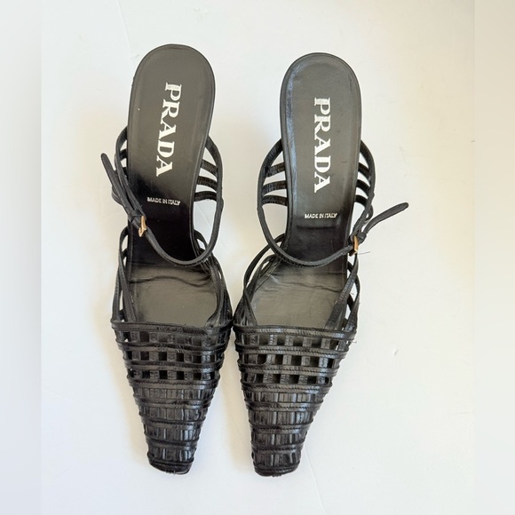 Prada Vintage Black Leather Caged Strappy Elongated toe pumps EU 40 - Picture 2 of 8